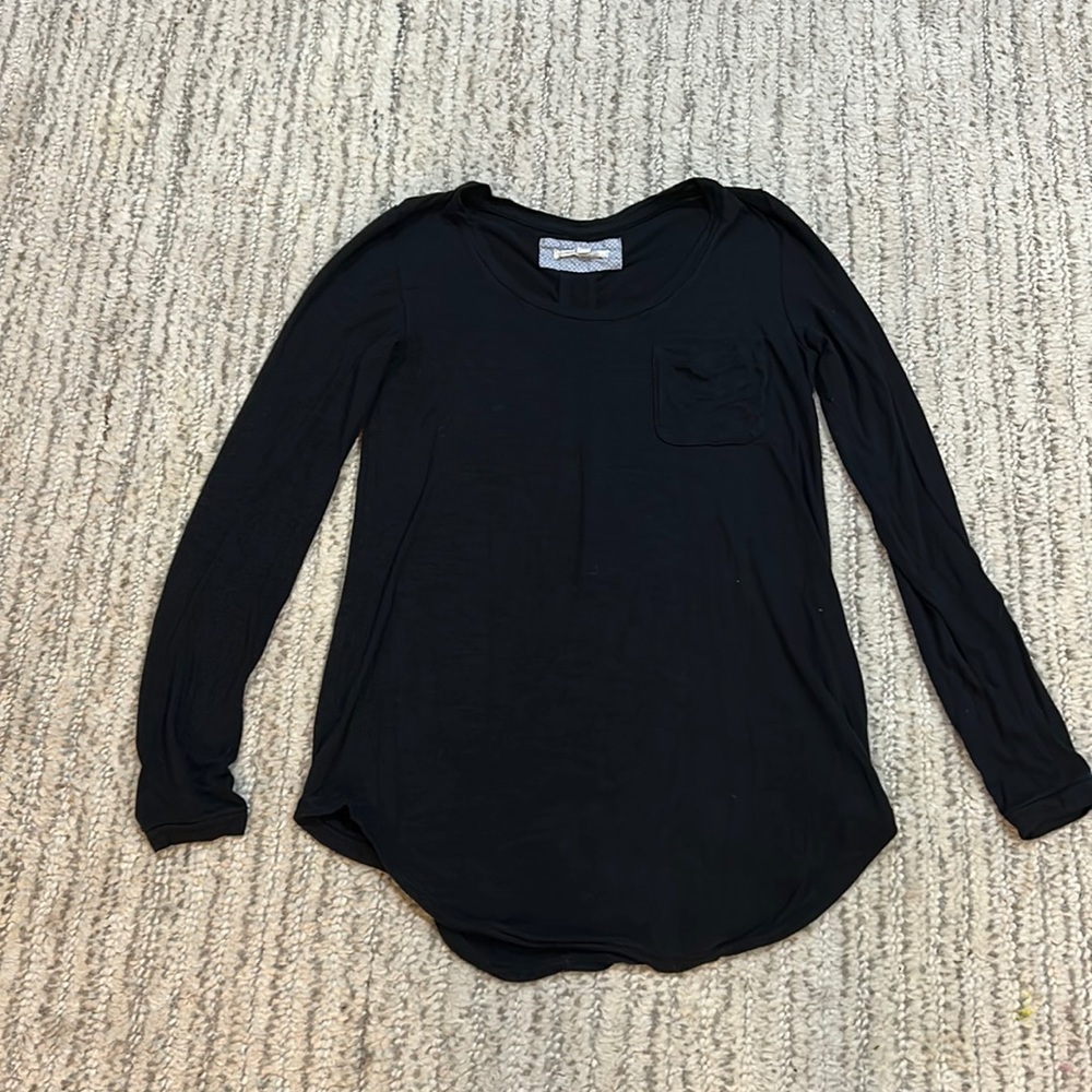 Pure good size small black long sleeve tee shirt​​​​​